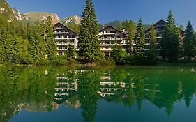 Hotel Lago di Braies